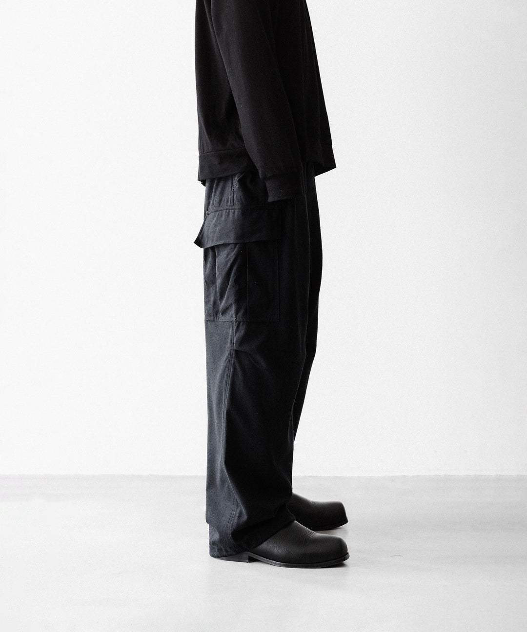 INTÉRIM インテリムのSILK NOIL JANGLE FATIGUE TROUSERのBLACK 公式通販サイトsession福岡セレクトショップ