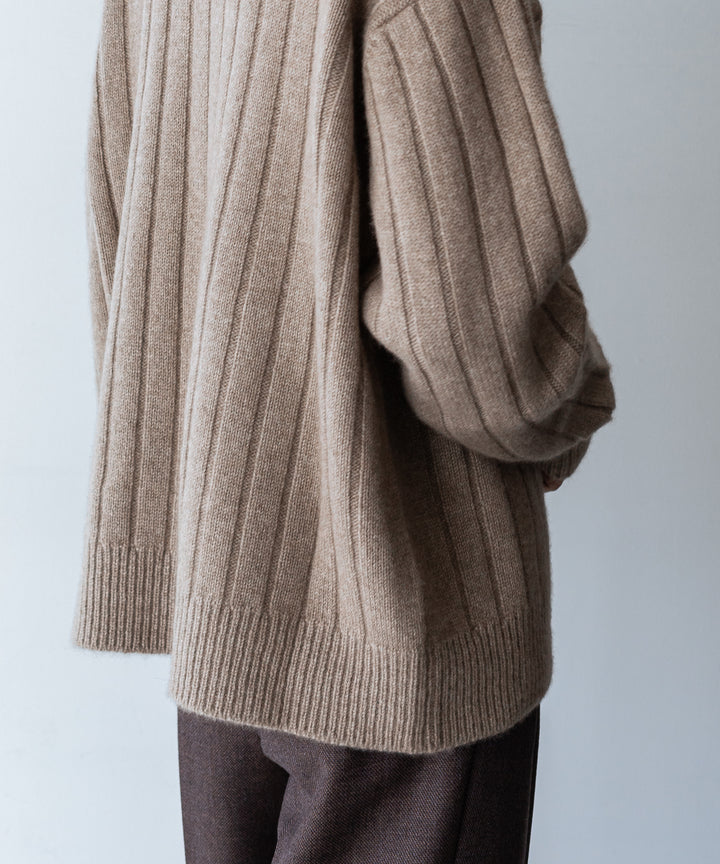 【INTÉRIM】NATURAL BROWN NEEDLE CREW SWEATER - NAT.BROWN