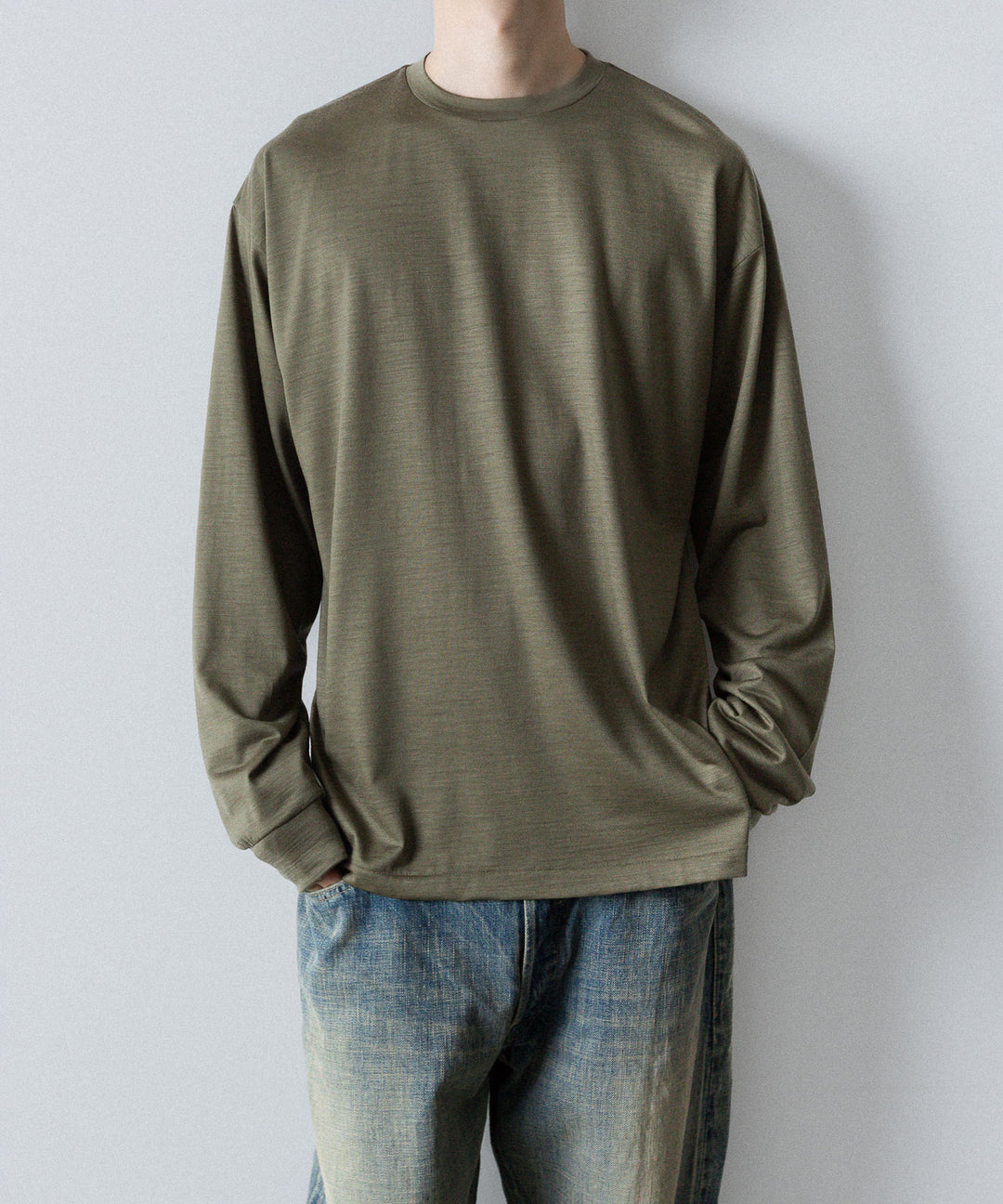 【INTÉRIM】    EXTRA FINE MERINO WOOL JERSEY L/S TEE - SAGE