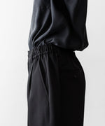 画像をギャラリービューアに読み込む, ssstein(シュタイン)のWIDE EASY SHORT TROUSERS - BLACKの公式通販サイトsession福岡セレクトショップ
