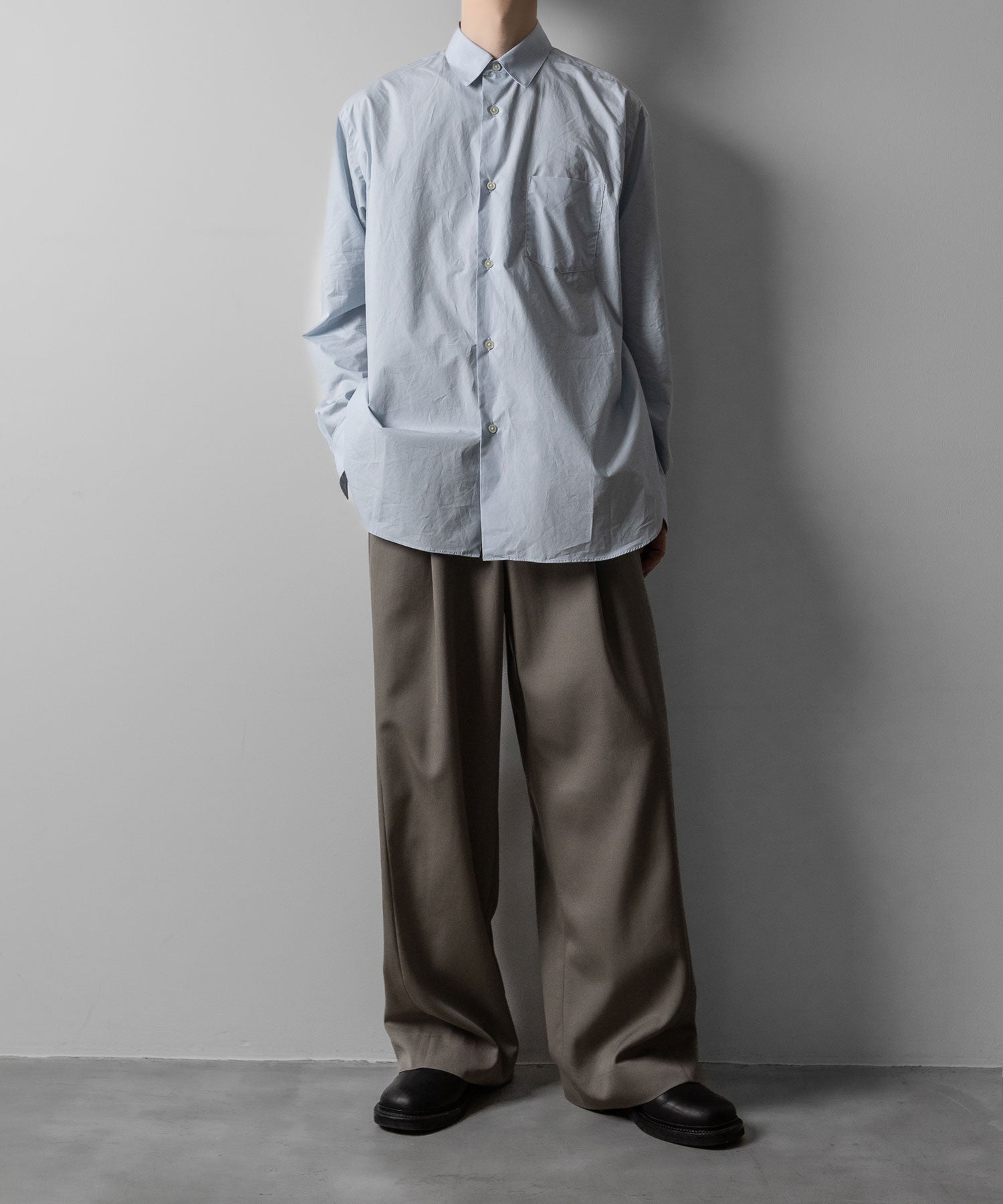 ssstein(シュタイン)のOVERSIZED REGULAR COLLAR SHIRT - OFF BLUEの公式通販サイトsession福岡セレクトショップ
