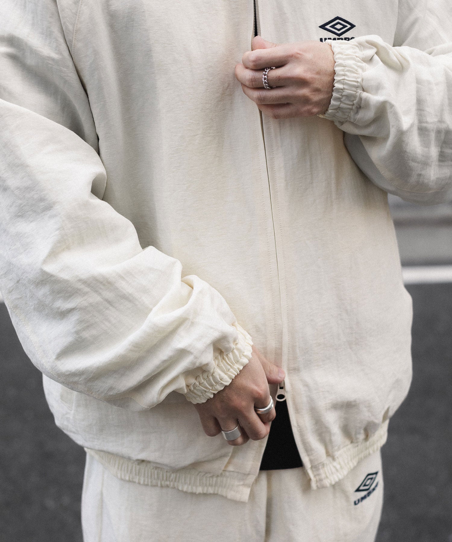 ssstein×UMBRO(シュタイン×アンブロ)のLINEN/NYLON TRACK JACKET - IVORYの公式通販サイトsession福岡セレクトショップ