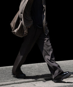 ssstein / シュタイン】FLARE TROUSERS - GREY KHAKI | 公式通販サイト
