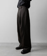 画像をギャラリービューアに読み込む, ssstein(シュタイン)のTWIST SEAM WIDE EASY TROUSERS - GREY KHAKIの公式通販サイトsession福岡セレクトショップ
