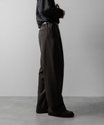 画像をギャラリービューアに読み込む, ssstein(シュタイン)のTWIST SEAM WIDE EASY TROUSERS - GREY KHAKIの公式通販サイトsession福岡セレクトショップ
