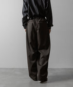 画像をギャラリービューアに読み込む, ssstein(シュタイン)のTWIST SEAM WIDE EASY TROUSERS - GREY KHAKIの公式通販サイトsession福岡セレクトショップ
