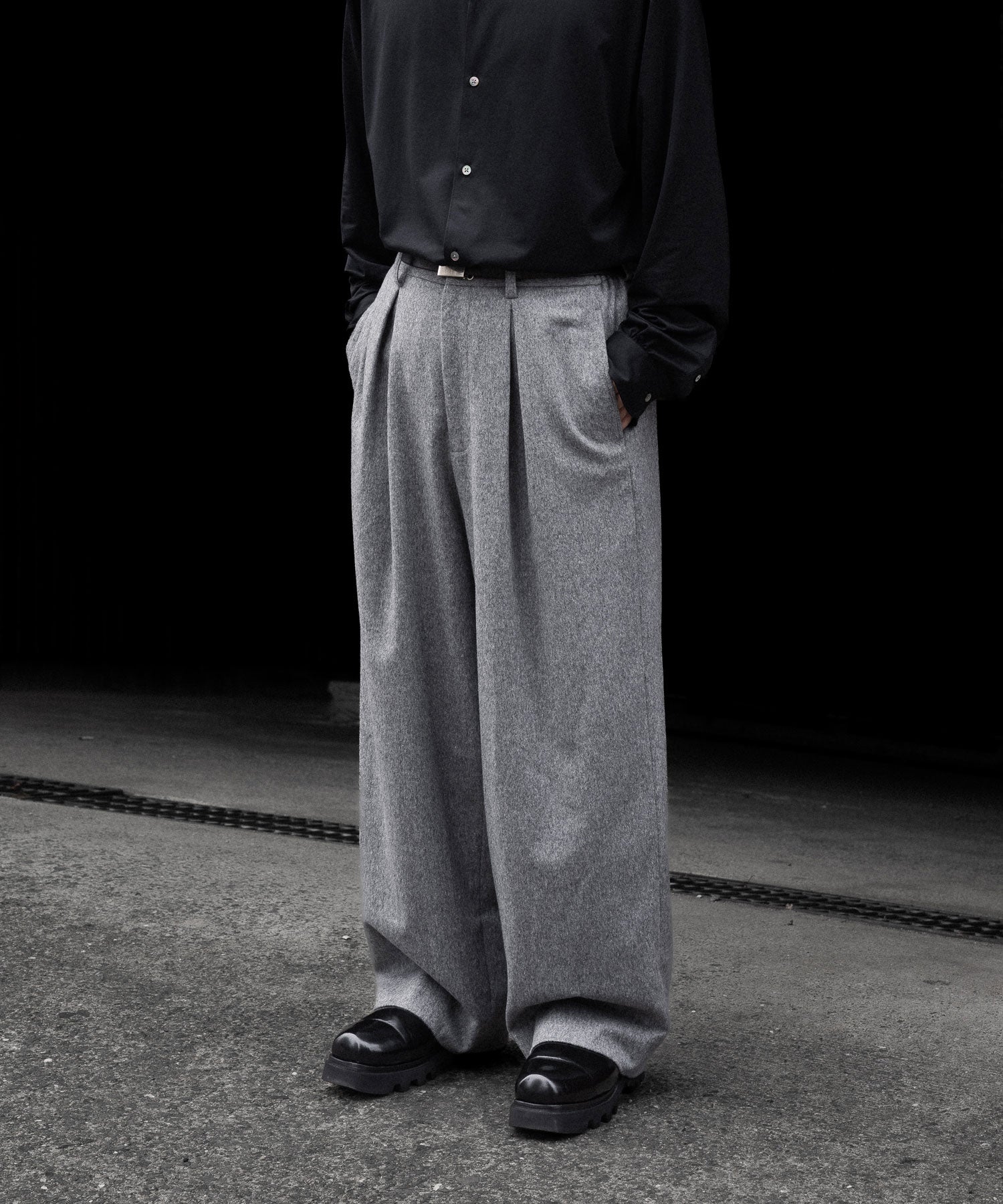 ssstein / シュタイン】W/CA BEAVER EASY WIDE TROUSERS - GREY | 公式