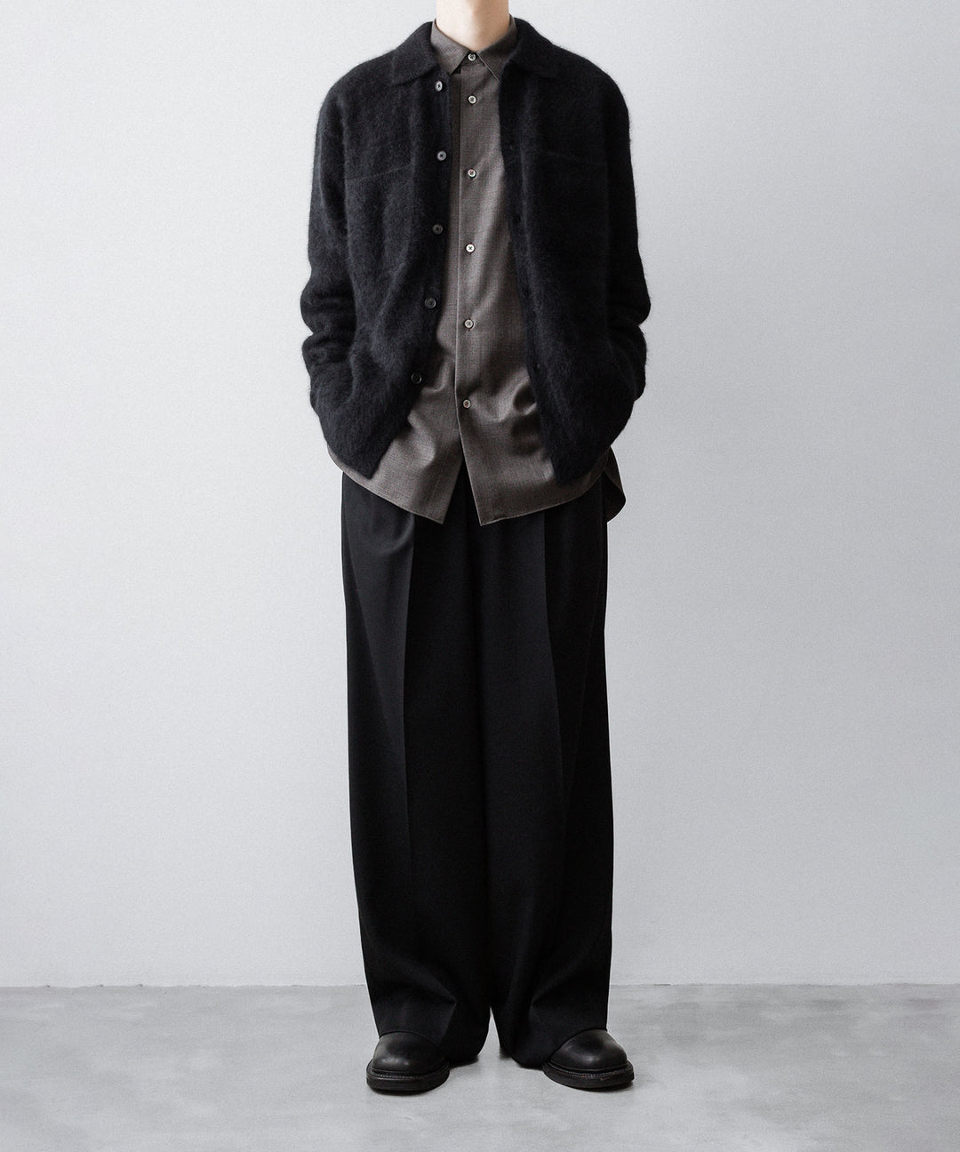 ssstein(シュタイン)のLONG WIDE TROUSERS (2/60 WOOL GABARDINE) - BLACKの公式通販サイトsession福岡セレクトショップ