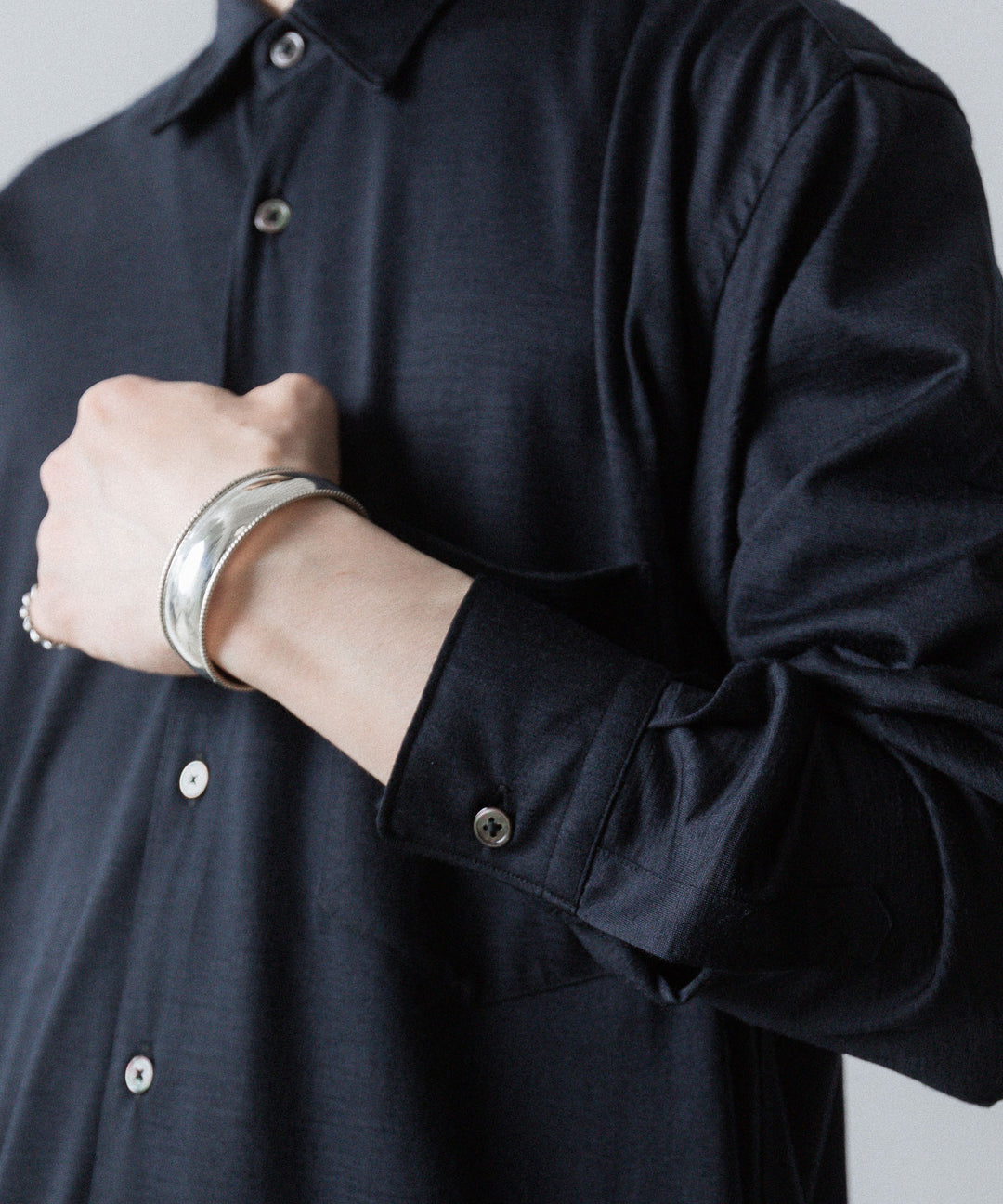 INTÉRIM インテリムのEXTRA FINE MERINO WOOL JERSEY L/S REGULAR COLLAR SHIRTのD.NAVY公式通販サイトsession福岡セレクトショップ