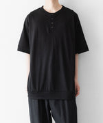 画像をギャラリービューアに読み込む, INTÉRIM - インテリムのEXTRA FINE MERINO WOOL JERSEY HENRY OVER S/S TEEのBLACK公式通販サイトsession福岡セレクトショップ
