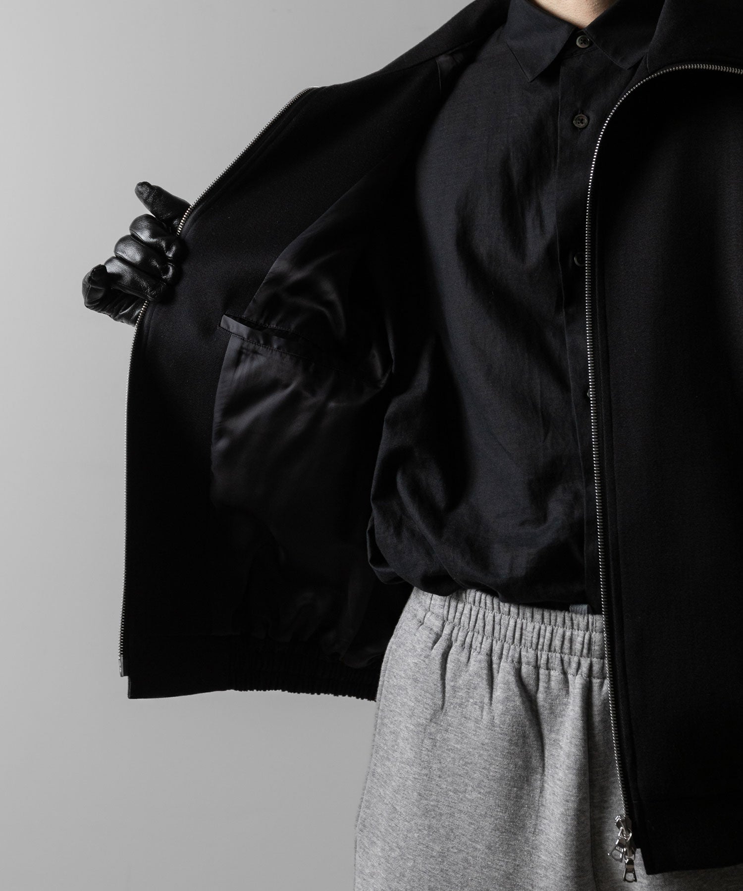 ssstein(シュタイン)のW/SI SATIN ZIP UP SHORT JACKET - BLACKの公式通販サイトsession福岡セレクトショップ