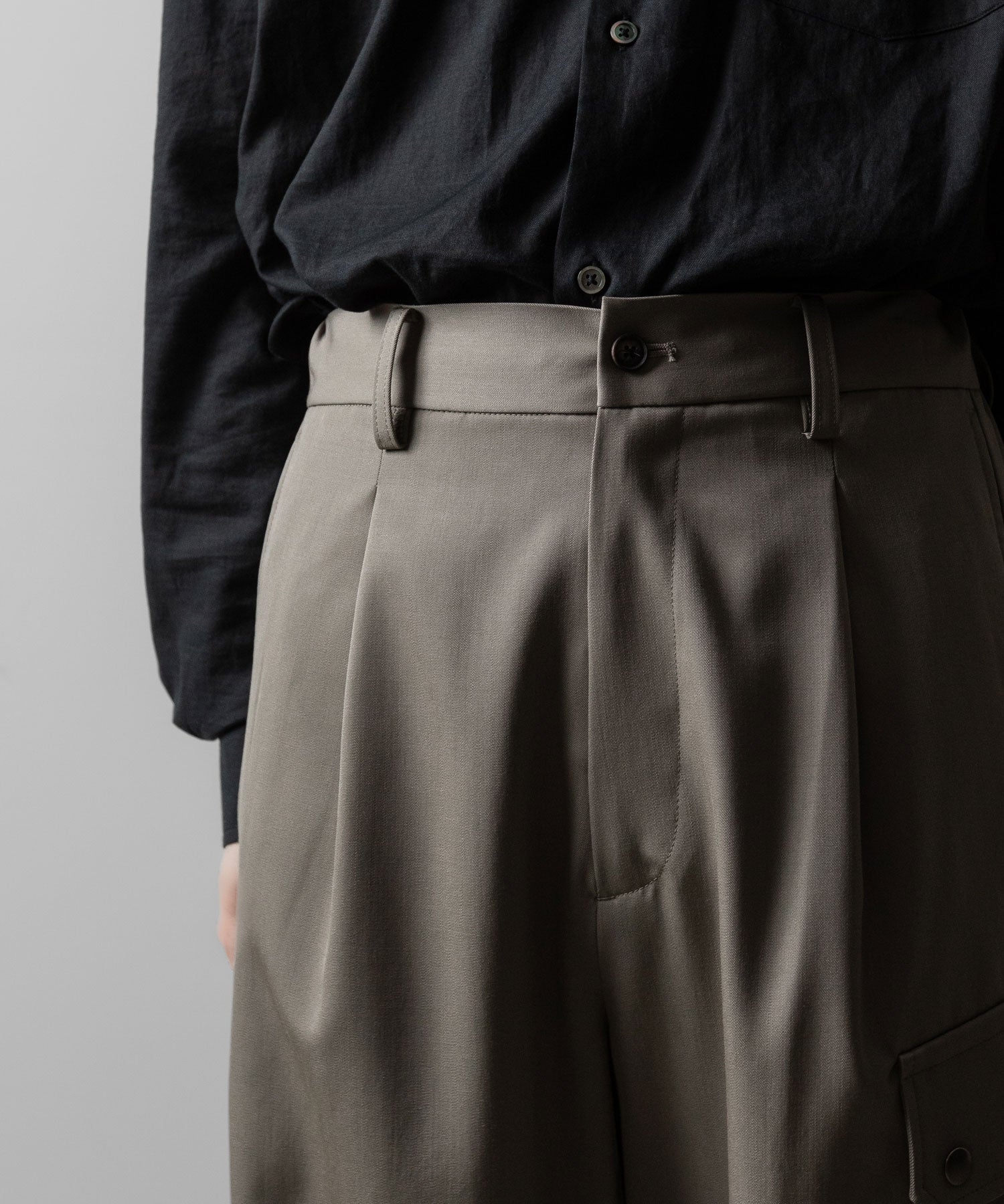 ssstein(シュタイン)のCARGO POCKET WIDE EASY TROUSERS - TAUPE BEIGEの公式通販サイトsession福岡セレクトショップ