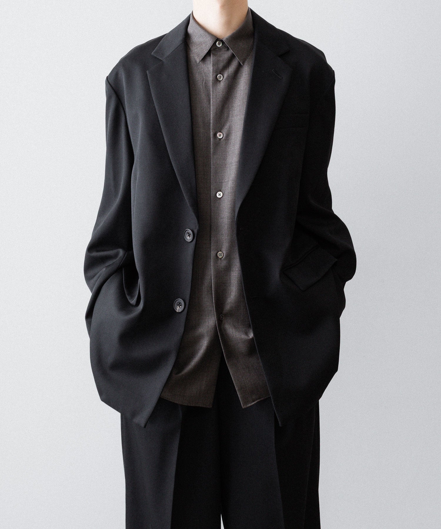 ssstein(シュタイン)のOVERSIZED SINGLE BREASTED JACKET (2/60 WOOL GABARDINE) - BLACKの公式通販サイトsession福岡セレクトショップ