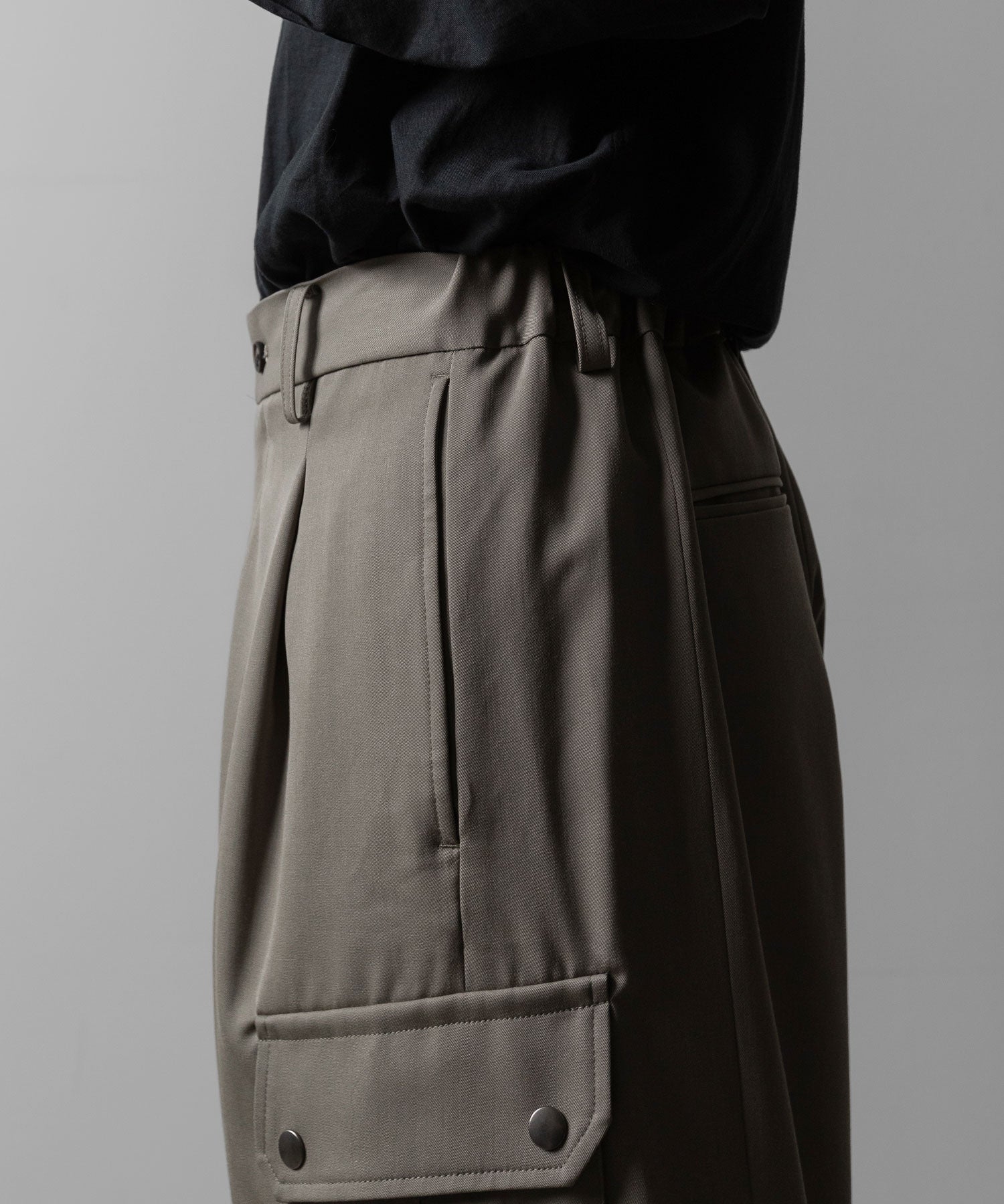 ssstein(シュタイン)のCARGO POCKET WIDE EASY TROUSERS - TAUPE BEIGEの公式通販サイトsession福岡セレクトショップ