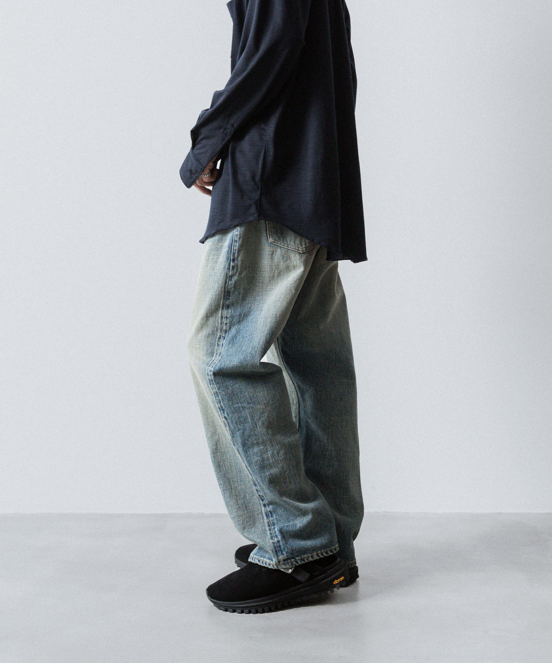 INTÉRIM(インテリム)のSHABBY VINTAGE "1947XX" SHUTTLE DENIM TROUSERS - S.NAVYの公式通販サイトsession福岡セレクトショップ