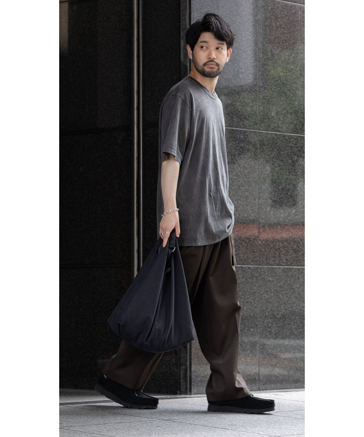 stein(シュタイン)の23AWコレクションBELTED WIDE STRAIGHT TROUSERSのMILITARY KHAKI