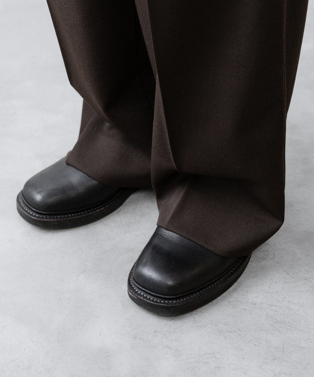ssstein(シュタイン)のLONG WIDE TROUSERS (2/60 WOOL GABARDINE) - MILITARY KHAKIの公式通販サイトsession福岡セレクトショップ