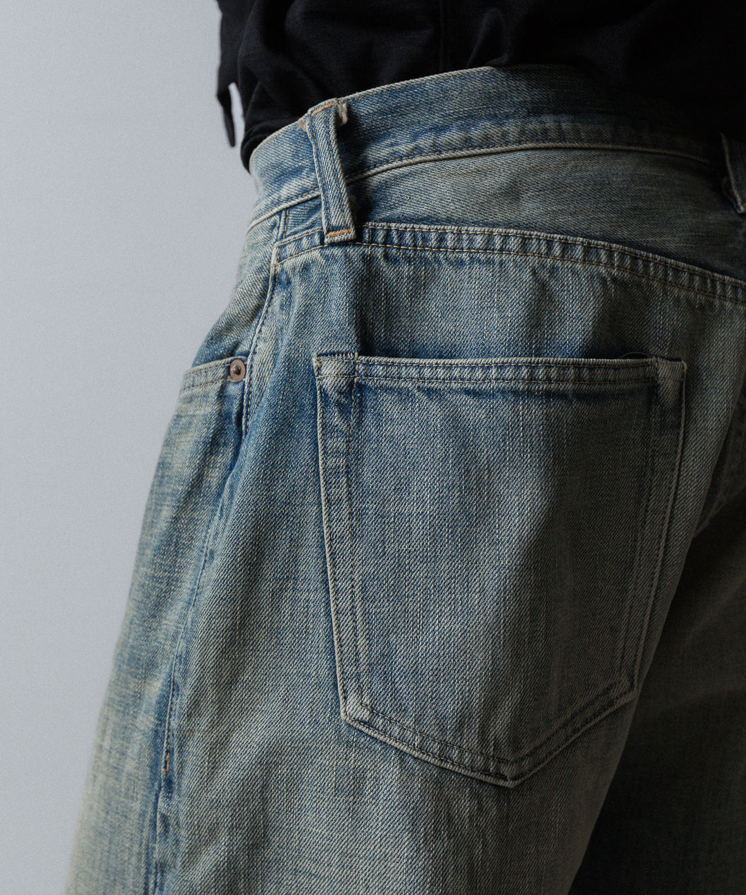 INTÉRIM(インテリム)のSHABBY VINTAGE "1947XX" SHUTTLE DENIM TROUSERS - S.NAVYの公式通販サイトsession福岡セレクトショップ