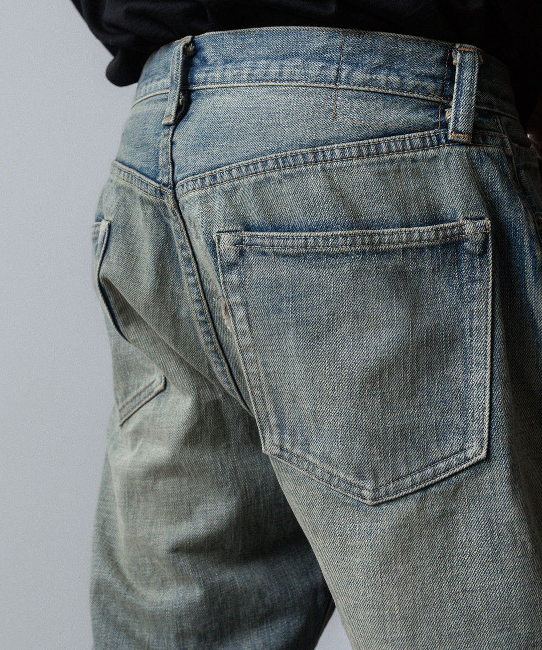 INTÉRIM(インテリム)のSHABBY VINTAGE "1947XX" SHUTTLE DENIM TROUSERS - S.NAVYの公式通販サイトsession福岡セレクトショップ