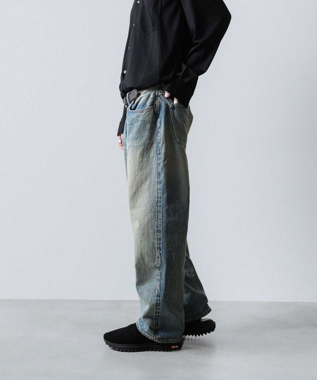 INTÉRIM(インテリム)のSHABBY VINTAGE "1947XX" SHUTTLE DENIM TROUSERS - S.NAVYの公式通販サイトsession福岡セレクトショップ