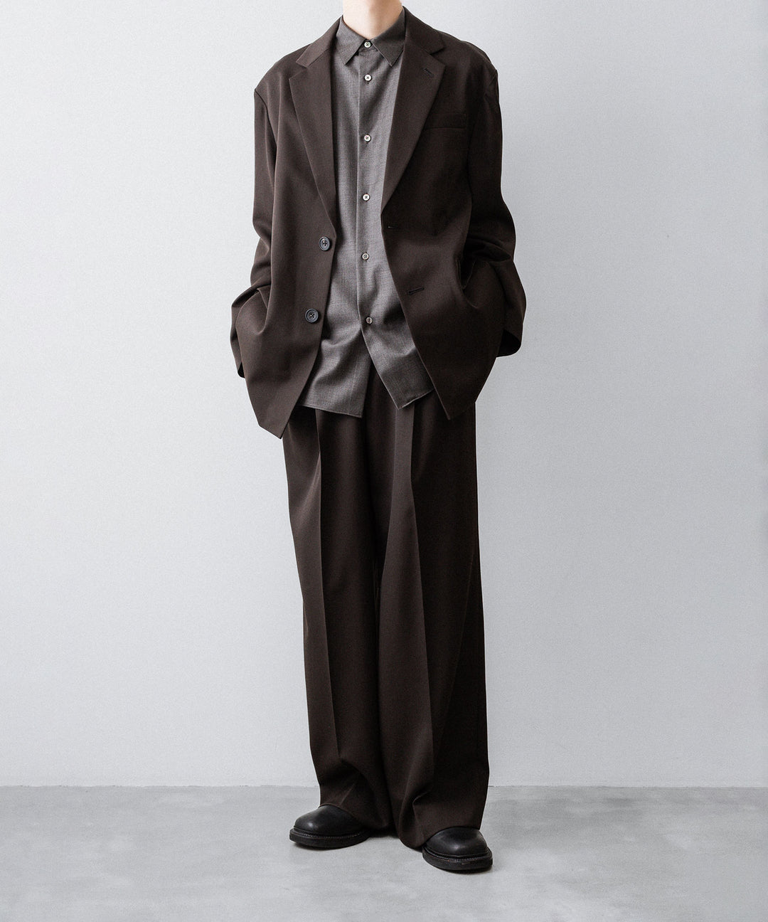 ssstein(シュタイン)のOVERSIZED SINGLE BREASTED JACKET (2/60 WOOL GABARDINE) - MILITARY KHAKIの公式通販サイトsession福岡セレクトショップ