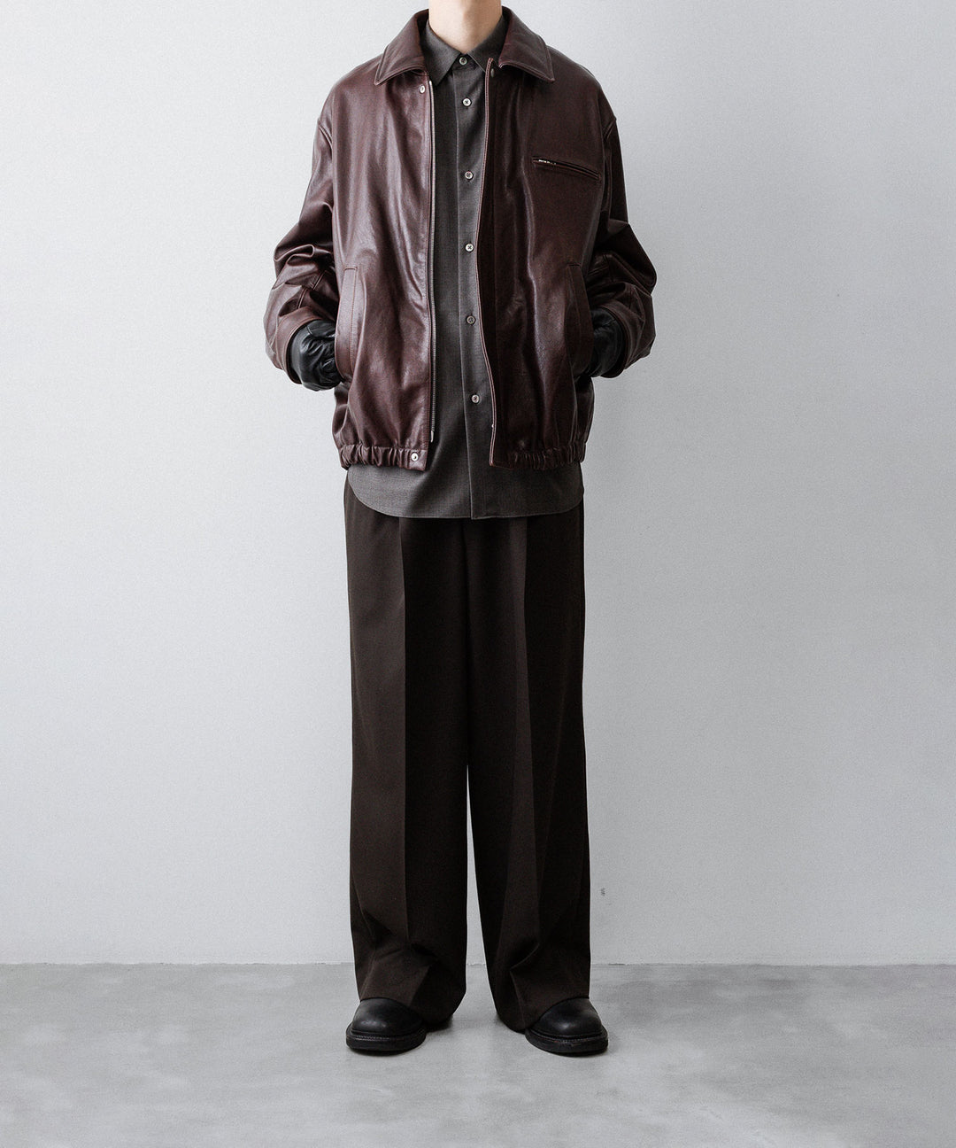 ssstein(シュタイン)のLONG WIDE TROUSERS (2/60 WOOL GABARDINE) - MILITARY KHAKIの公式通販サイトsession福岡セレクトショップ