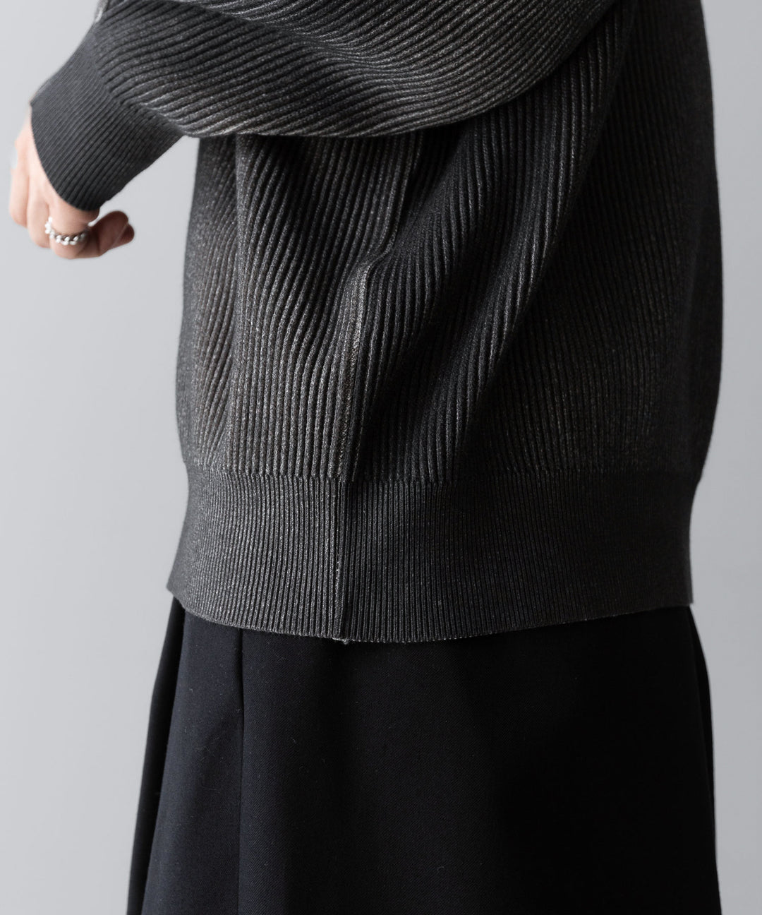 ssstein(シュタイン)のDISCOLORATION RIB KNIT LS - GREYの公式通販サイトsession福岡セレクトショップ