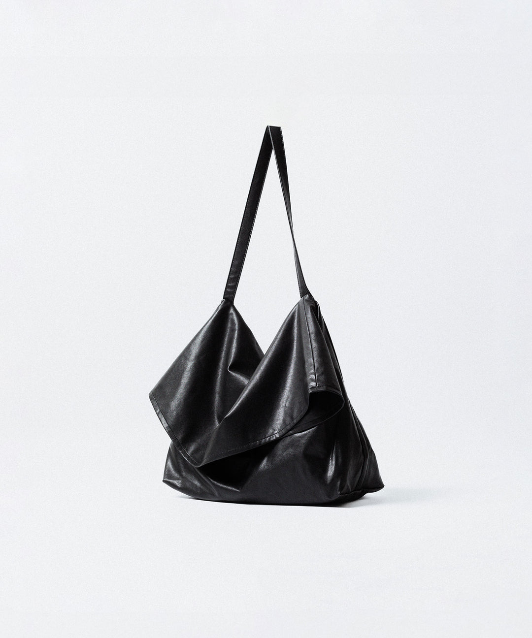 ATTACHMENT アタッチメントのSYNTHETIC LEATHER SHOULDER BAG - BLACKの公式通販サイトsession福岡セレクトショップ