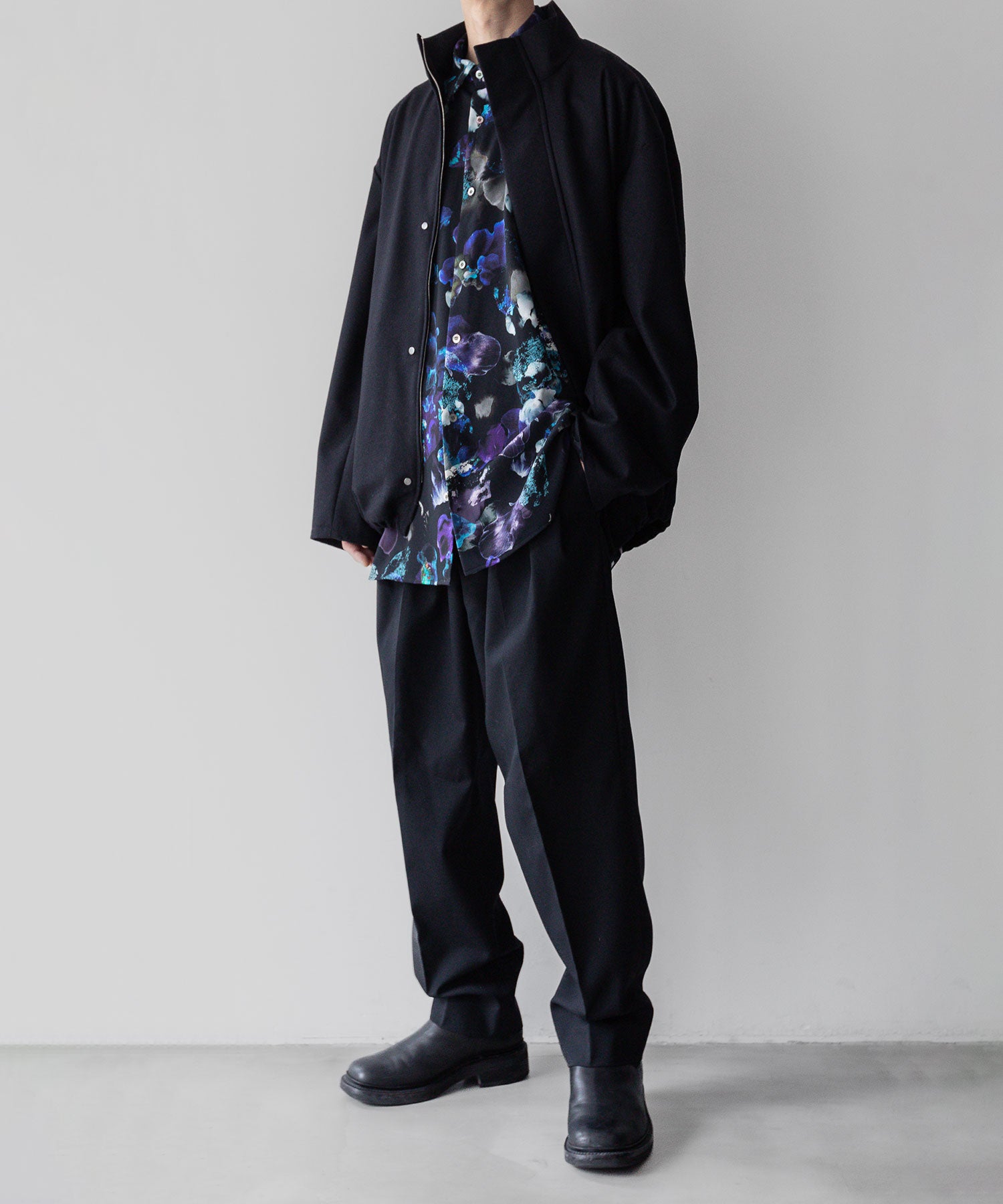 stein(シュタイン)の23AWコレクションMELTON STAND COLLAR ZIP SHORT JACKETのDARK NAVY