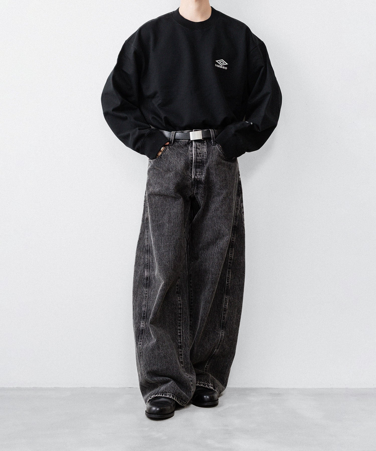 ssstein×UMBRO(シュタイン×アンブロ)のDEFORMATION WIDE DENIM JEANS - BLACKの公式通販サイトsession福岡セレクトショップ