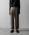 【ssstein】TWO TUCK EASY TROUSERS - (2/90 WOOL GABARDINE) TAUPE BEIGE