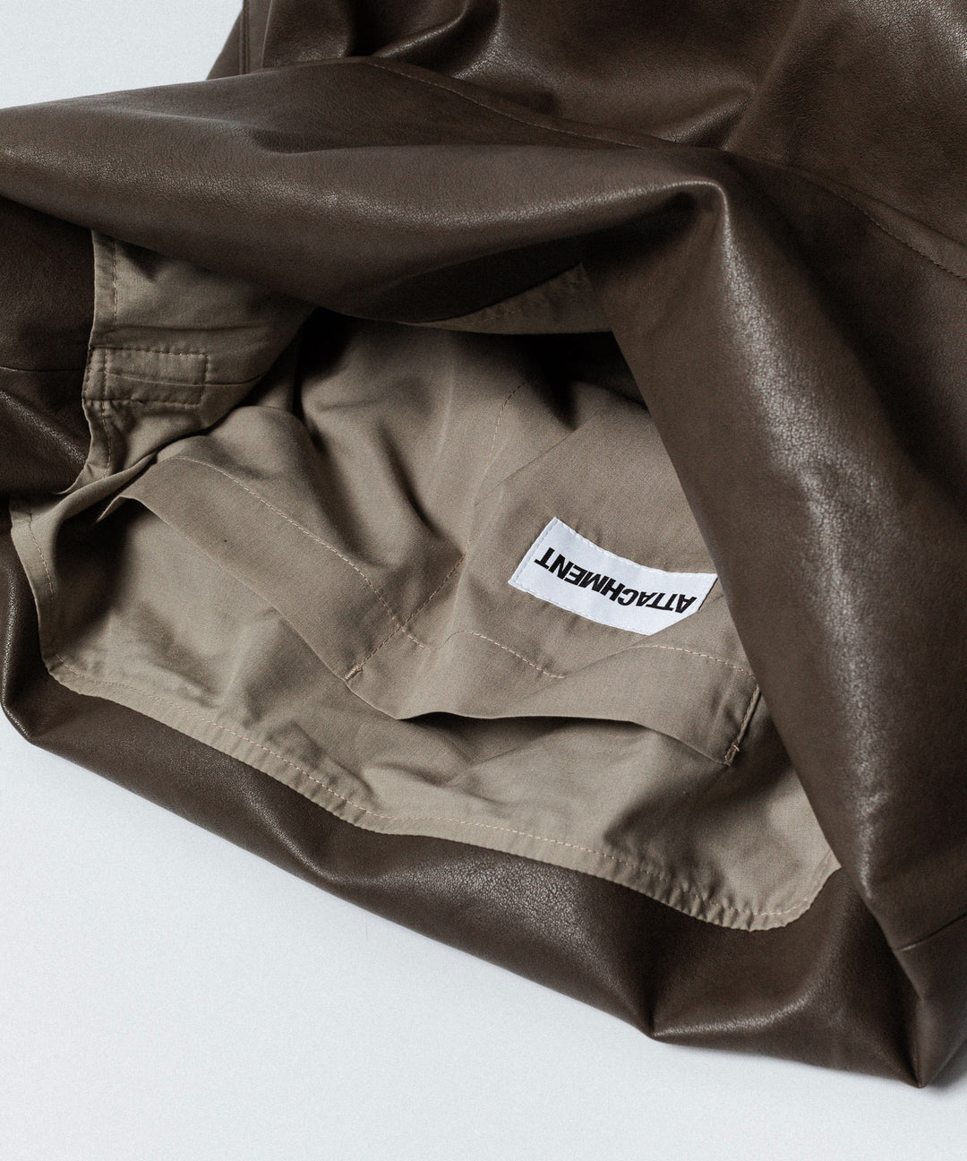 ATTACHMENT アタッチメントのSYNTHETIC LEATHER SHOULDER BAG - D.BROWNの公式通販サイトsession福岡セレクトショップ