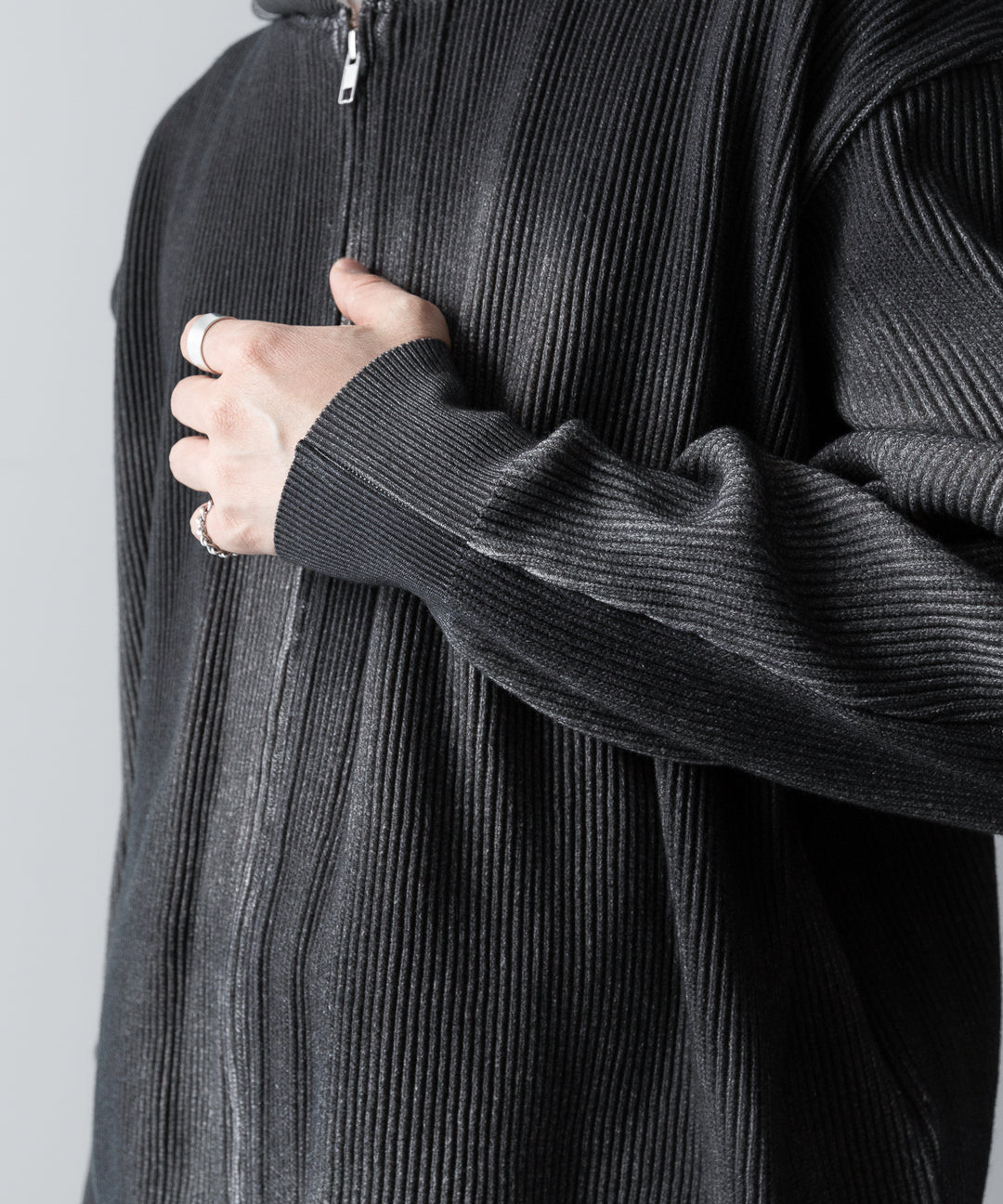 ssstein(シュタイン)のDISCOLORATION RIB KNIT ZIP HOODIE - GREYの公式通販サイトsession福岡セレクトショップ