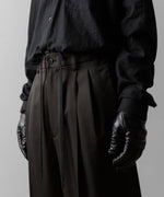 画像をギャラリービューアに読み込む, ssstein(シュタイン)のTWO TUCK EASY TROUSERS - GREY KHAKIの公式通販サイトsession福岡セレクトショップ
