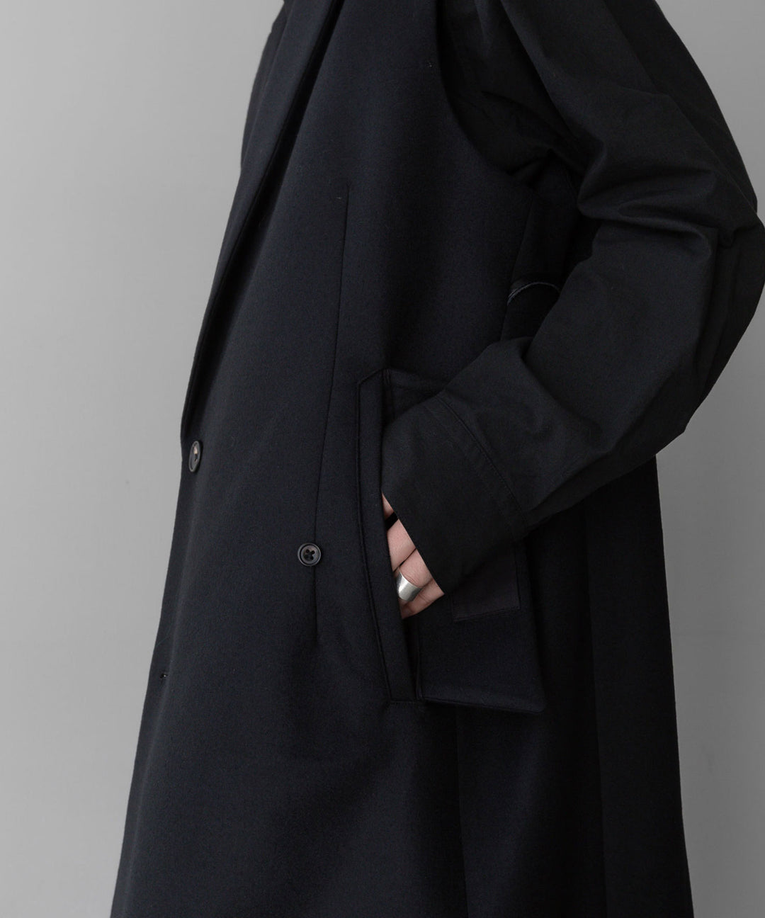 【stein】シュタイン 24ss NO SLEEVE LONG COAT - BLACK (MELTON) sessionセッション福岡セレクトショップ 公式通販サイト
