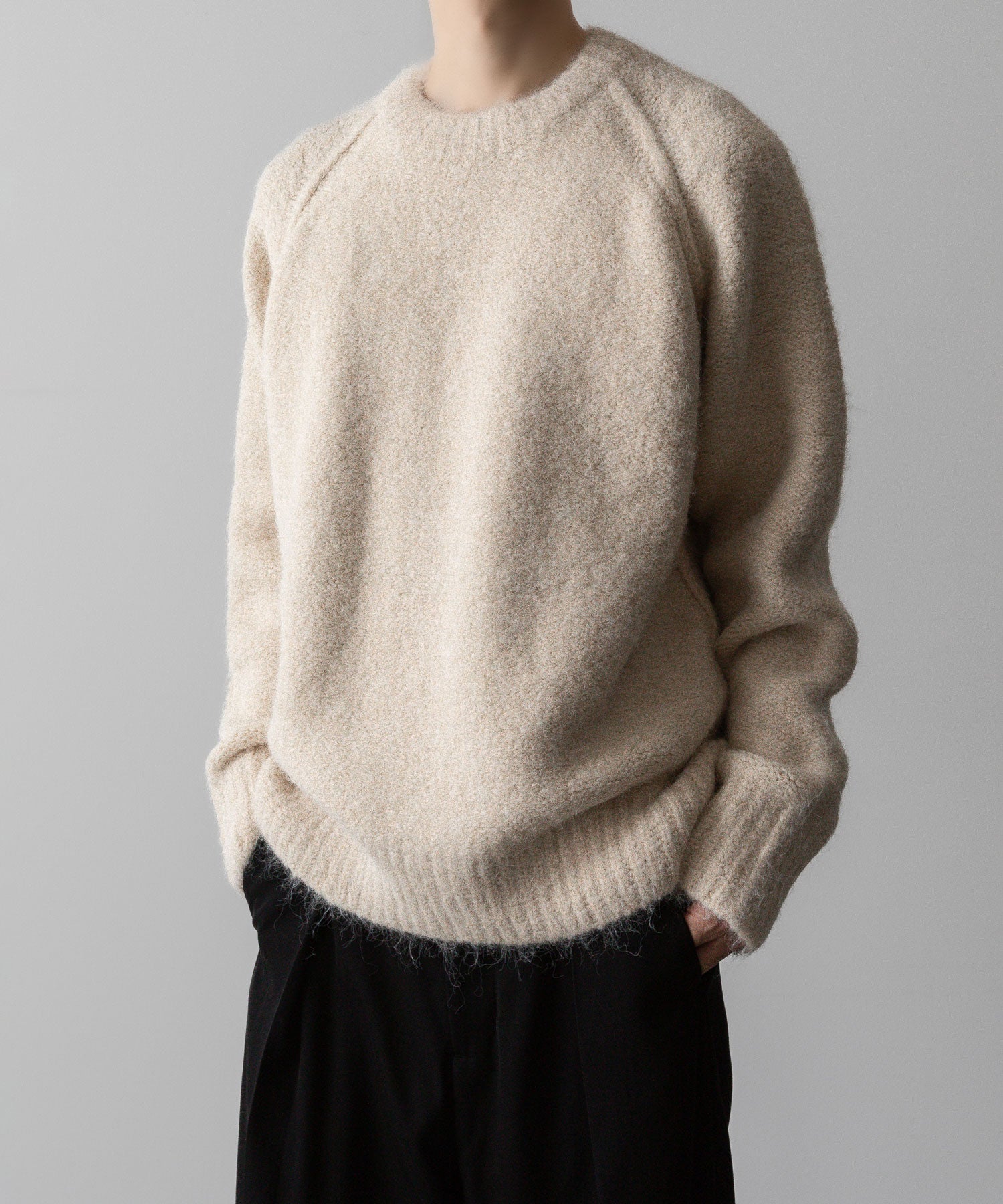 【 VEIN 】SHAGGY KNIT CREWNECK PULLOVER - OFF WHITE