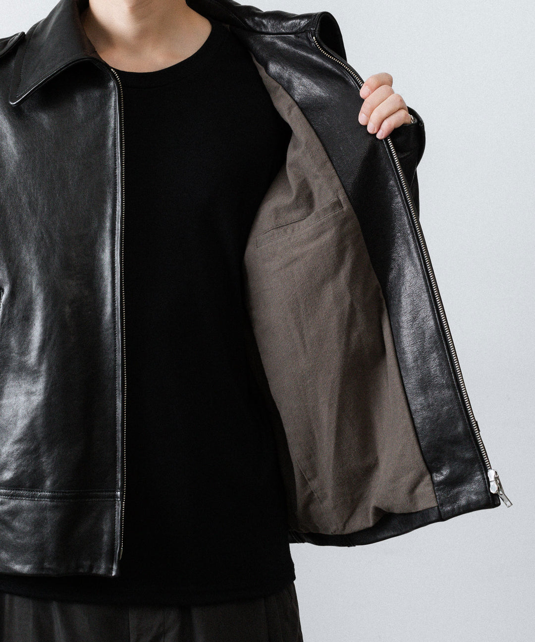 【ANTHEM A】LAMB LEATHER MILITARY BLOUSON - BLACK