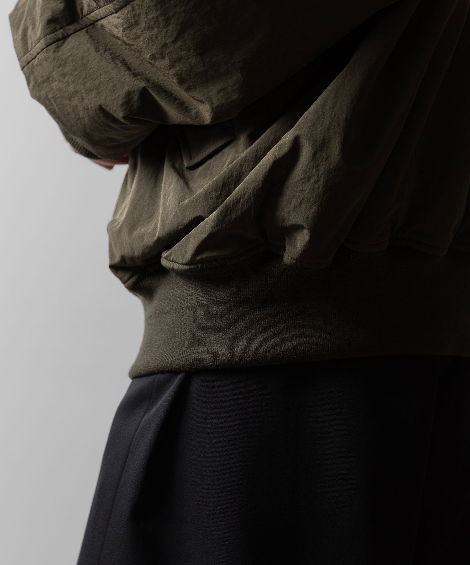 ssstein(シュタイン)のWINDPROOF NYLON OVERSIZED FLIGHT JACKET - MILITARY KHAKIの公式通販サイトsession福岡セレクトショップ