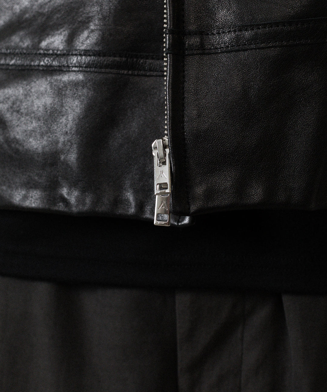 【ANTHEM A】LAMB LEATHER MILITARY BLOUSON - BLACK