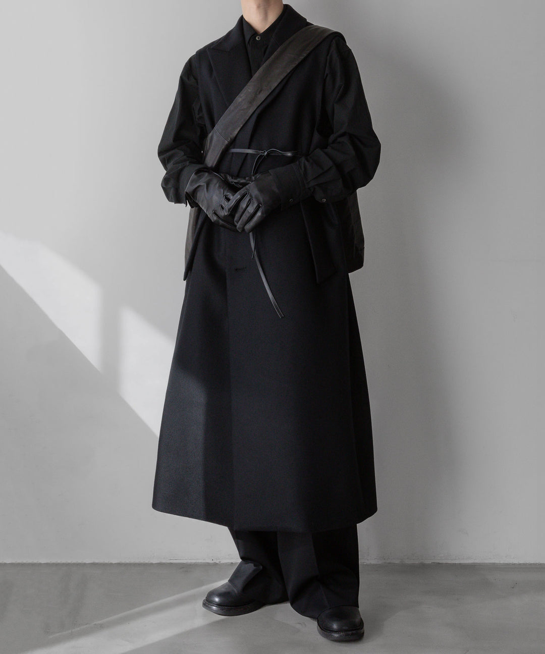 stein(シュタイン)の24SSコレクションSHOULDER BAGのBLACK(LEATHER) 公式通販サイトsession福岡セレクトショップ