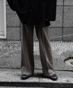 画像をギャラリービューアに読み込む, ssstein(シュタイン)のWOOL DOESKIN FLARE TROUSERS - TAUPEの公式通販サイトsession福岡セレクトショップ
