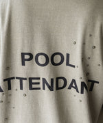 画像をギャラリービューアに読み込む, paratrait(パラトレイト)のPOOL ATTENDANT T - KHAKI の公式通販サイトsession福岡セレクトショップ

