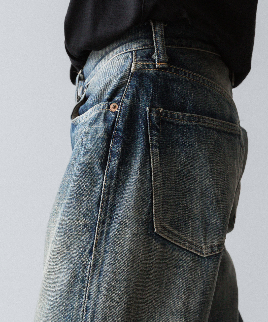 INTÉRIM(インテリム)のCLASSIC VINTAGE "1947XX" SHUTTLE DENIM TROUSERS - C.NAVYの公式通販サイトsession福岡セレクトショップ