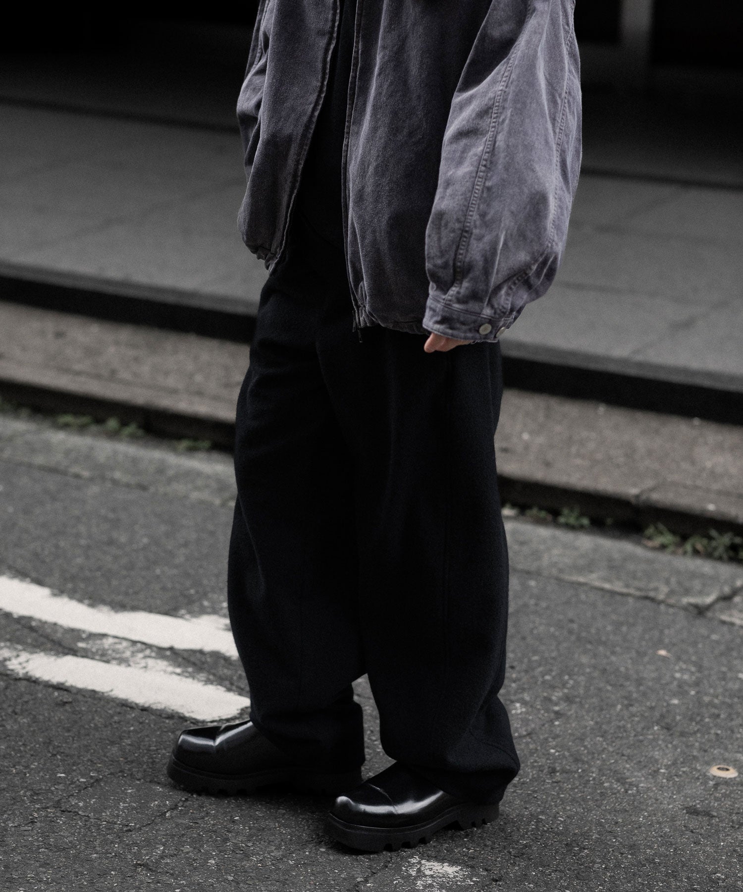 ssstein(シュタイン)のWOOL/CASHMERE FLEECE EASY TWIST TROUSERS - BLACKの公式通販サイトsession福岡セレクトショップ