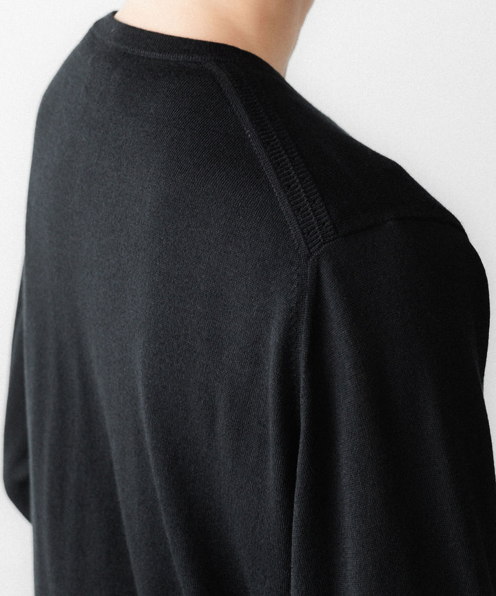 MAYKAM メイカムのSTRUCTURE EYELET CREW NECKのBLACK 公式通販サイトsession福岡セレクトショップ