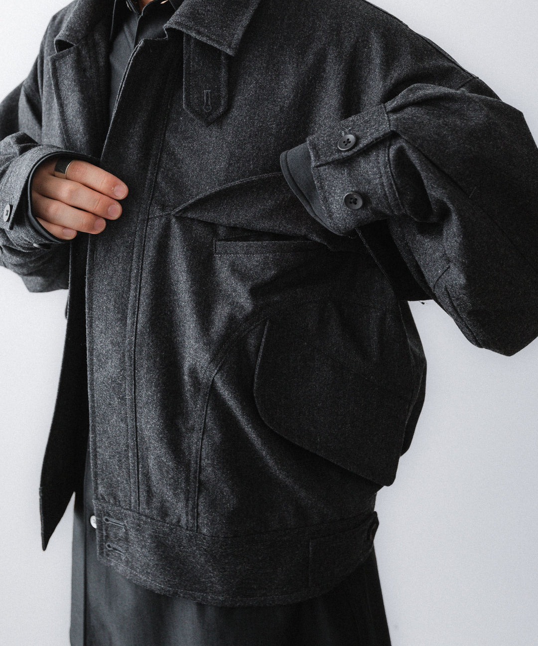 【ANTHEM A】WOOL CASHMERE POPLIN MELTON POCKET BLOUSON - CHARCOAL