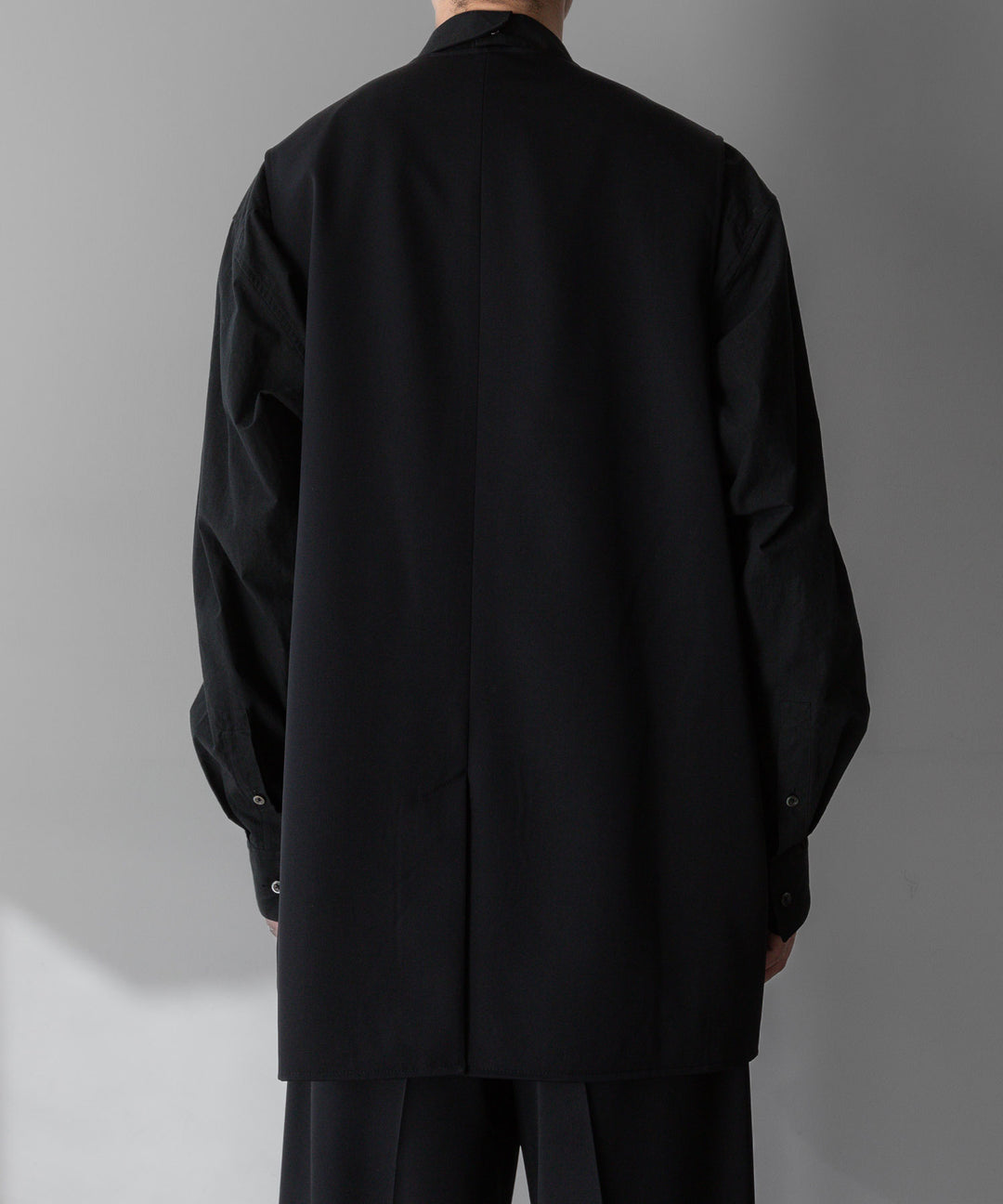 stein(シュタイン)の24SSコレクションOVERSIZED MULTI POCKET VESTのBLACK sessionセッション福岡セレクトショップ 公式通販サイト