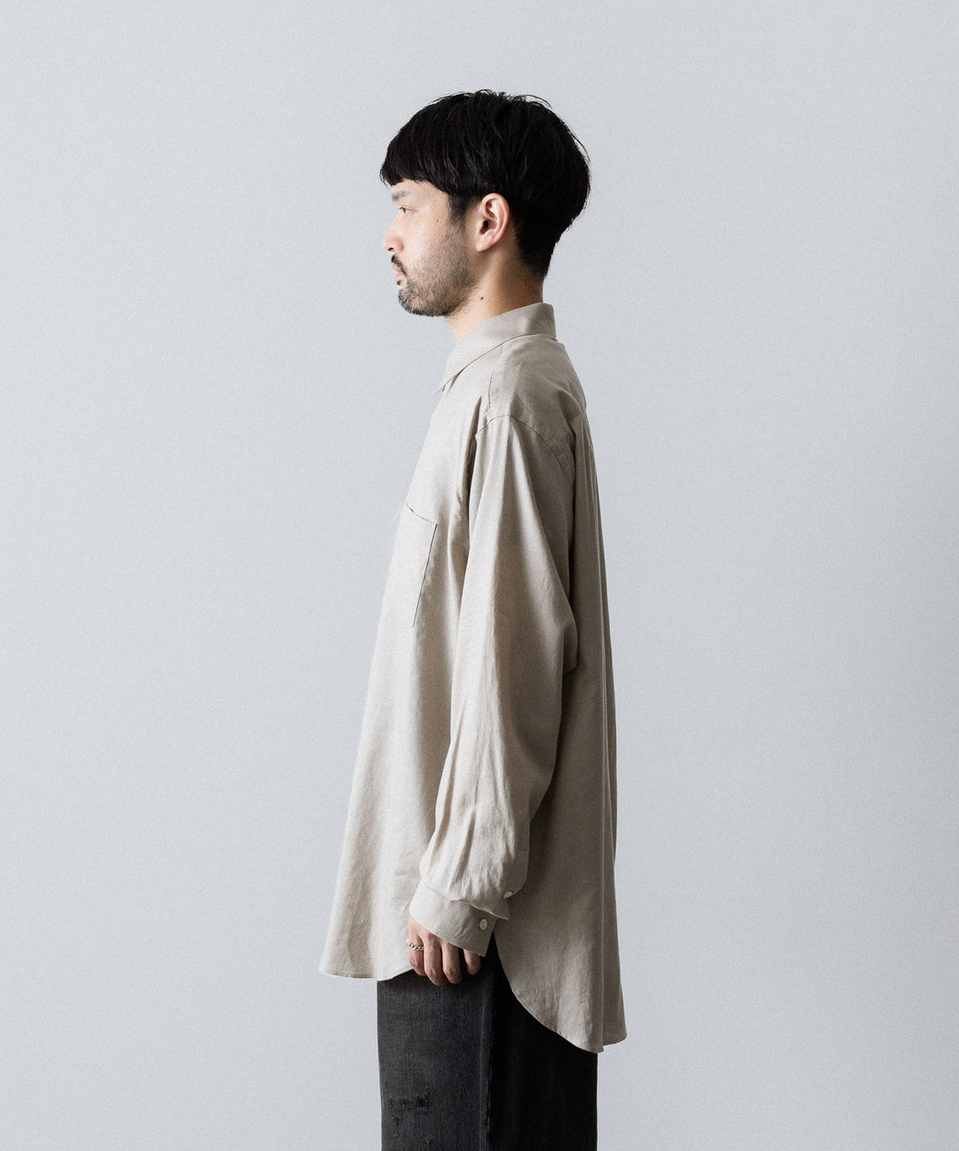 ssstein(シュタイン)のCOTTON/SILK OVERSIZED REGULAR COLLAR SHIRT - GREIGEの公式通販サイトsession福岡セレクトショップ