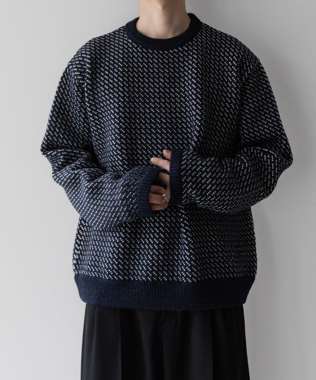 INTERIM(インテリム)の23AWコレクションのALPACA BIRD&