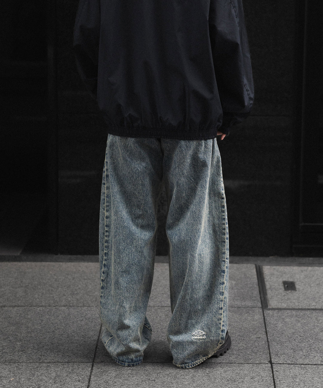 【ssstein × UMBRO】DEFORMATION WIDE DENIM JEANS - INDIGO